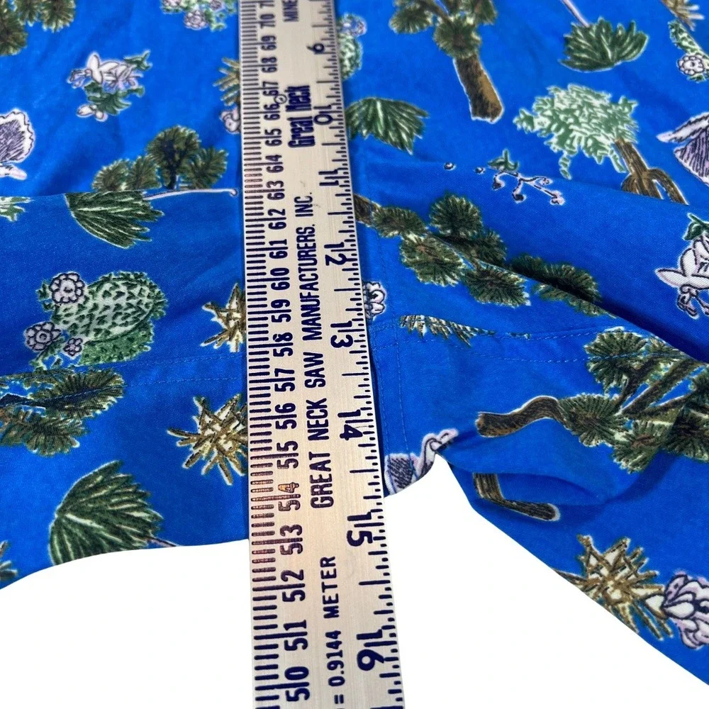 The North Face Mens XXL Blue Cactus Desert Print Class V Belted Cargo Shorts NWT